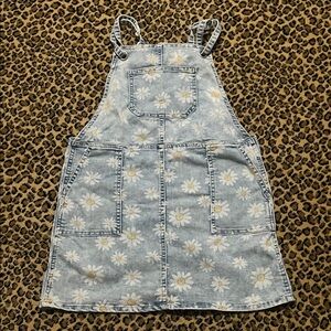 Cat & Jack Girls Size 10/12 Daisy Print Denim Overalls Dress